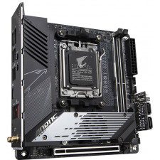 Gigabyte B650I AORUS ULTRA (REV. 1.0) motherboard AMD B650 Ranhura AM5 mini ITX