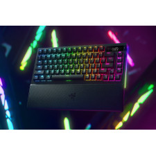 Razer BlackWidow V4 Pro teclado Jogos USB + RF Wireless + Bluetooth QWERTY Estados Unidos (Internacional) Preto